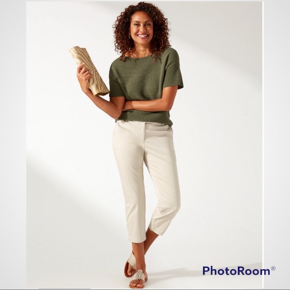 Liz Claiborne Khaki Capri Pants - Picture 1 of 1